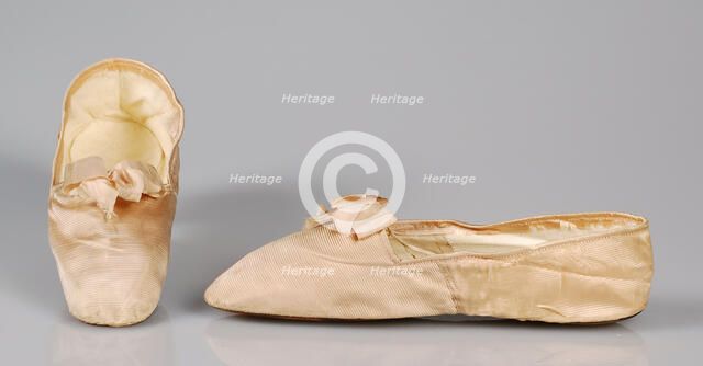 Evening slippers, French, 1845-65. Creator: P Rouillier.