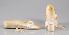 Evening slippers, probably French, 1845-65. Creator: Unknown