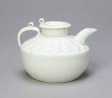 Ewer with Stylized Chrysanthemum Petals, Northern Song dynasty (960-1127), 12th century. Creator: Unknown