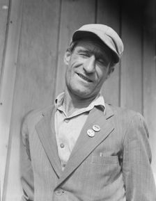 Ex-Oklahoma farmer, one of the leaders in the strike of cotton pickers, Kern County, CA, 1938. Creator: Dorothea Lange