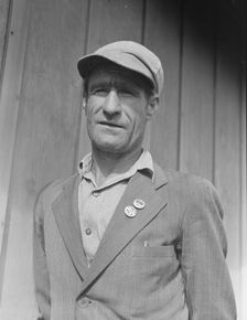 Ex-Oklahoma farmer, one of the leaders in the strike of cotton pickers, Kern County, CA, 1938. Creator: Dorothea Lange