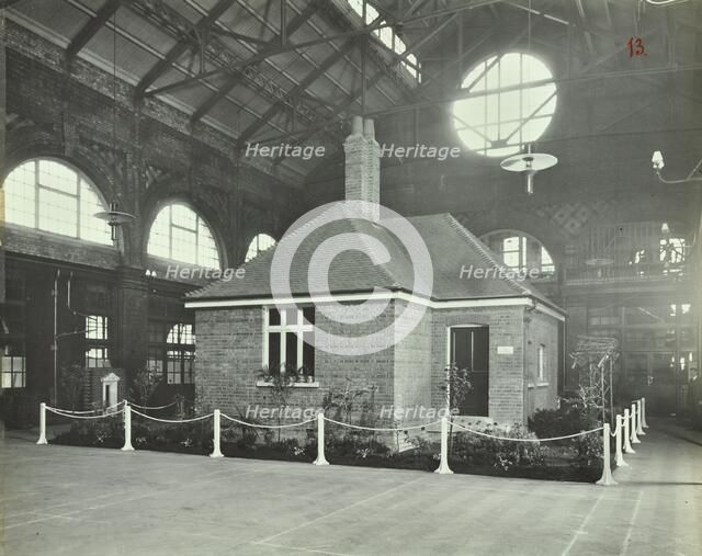 Exterior of cottage, School of Building, Brixton, London, 1913. Artist: Unknown.
