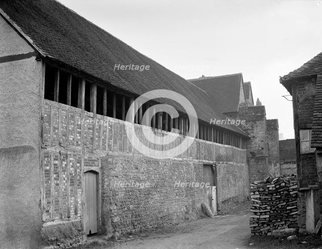 Exterior view of the Long Gallery, Abingdon Abbey, Abingdon, Oxfordshire, c1860-c1922. Artist: Henry Taunt