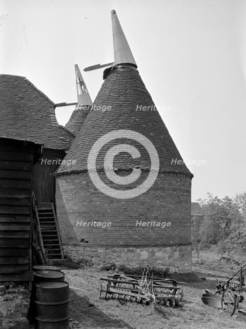 Exterior view of an oast house at Hope Farm, Fairfield, Kent, 1956. Artist: FJ Palmer