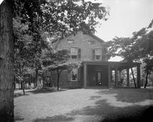 Exterior view of house, end view, Mrs. Robert Hoe,Jr., Port Washington, N.Y., between 1900 and 1910. Creator: Unknown
