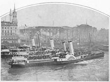 Excursion steamboats leaving Fresh Wharf, London Bridge, c1903 (1903)