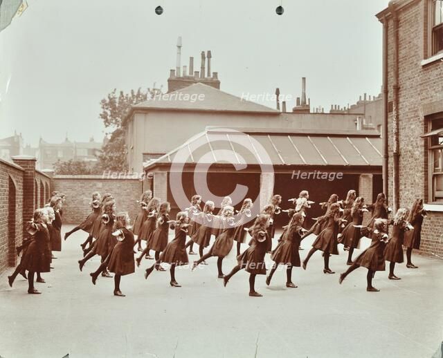 Exercise class, Buckingham Street School, Islington, London, 1906. Artist: Unknown.