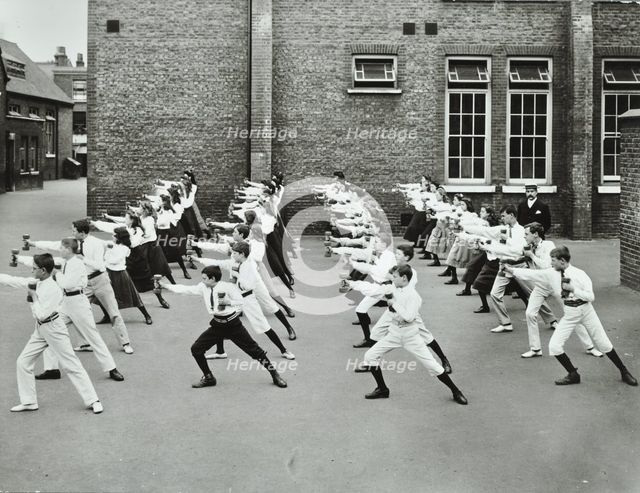 Exercise drill, Crawford Street School, Camberwell, London, 1906. Artist: Unknown.