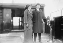 F.B. Sayre & wife, 1913. Creator: Bain News Service