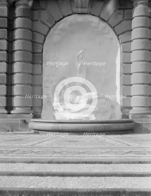 Fountain and sculpture in the gardens at Kijkuit, John D. Rockefeller's estate..., 1917 Creator: Arnold Genthe.