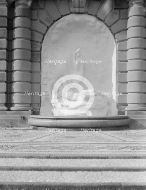 Fountain and sculpture in the gardens at Kijkuit, John D. Rockefeller's estate..., 1917 Creator: Arnold Genthe.