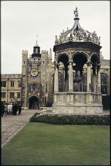 Fountain, Great Court, Trinity College, University of Cambridge, Cambridge, Cambridgeshire, 1973. Creator: Dorothy Chapman