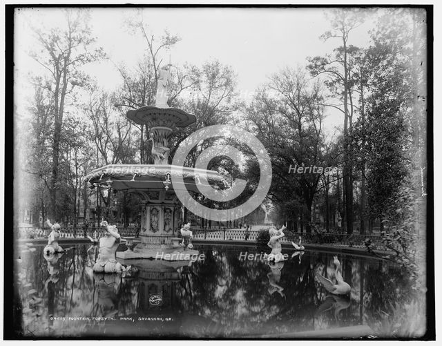 Fountain, Forsyth Park, Savannah, Ga., between 1890 and 1901. Creator: Unknown.