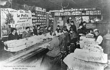 Folding machine room, printing works of the L'Action Francaise newspaper, Paris, 1917