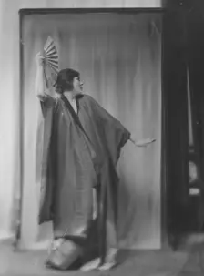 Fontaine, Miss, 1916 Feb. 2. Creator: Arnold Genthe