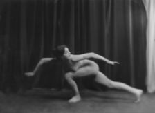 Fontaine, Miss, 1916 Feb. 2. Creator: Arnold Genthe