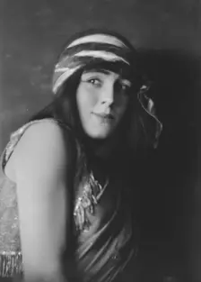 Fontaine, Miss, portrait photograph, 1916 Feb. 2. Creator: Arnold Genthe