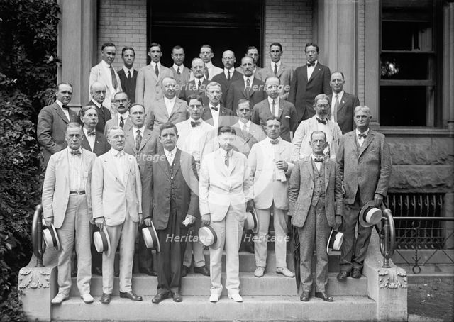 Food Administration, U.S. State Representative, Hoover, Wilbur..., 1917. Creator: Harris & Ewing.
