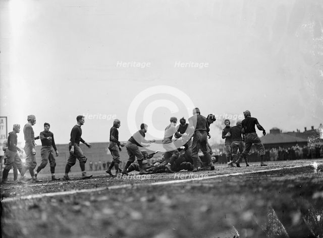 Football University of Virginia Game, 1910. Creator: Harris & Ewing.