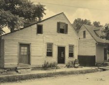Forbes house, Warrenton Road, Scott's Hill, Falmouth, between 1925 and 1929. Creator: Frances Benjamin Johnston