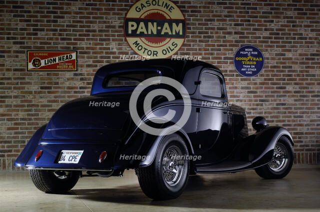 Ford Coupe Custom 1934. Artist: Simon Clay.