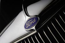 Ford Coupe Custom 1934. Artist: Simon Clay