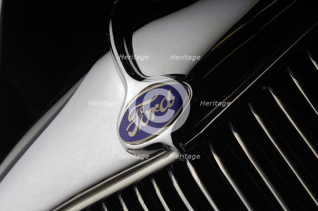 Ford Coupe Custom 1934. Artist: Simon Clay.