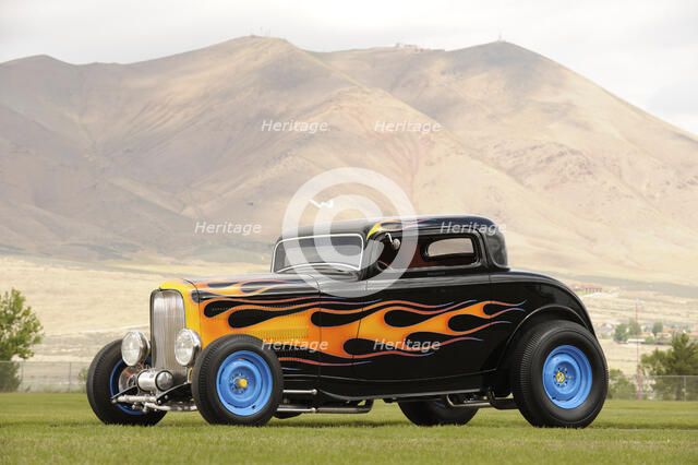 Ford Coupe Custom 1934. Artist: Simon Clay.