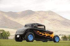 Ford Coupe Custom 1934. Artist: Simon Clay