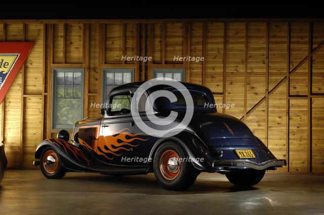 Ford Custom 1934. Artist: Simon Clay.