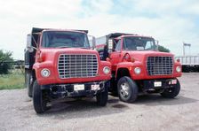 Ford dumper trucks
