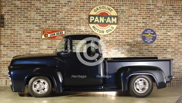 Ford f 100 custom truck 1956. Artist: Simon Clay.