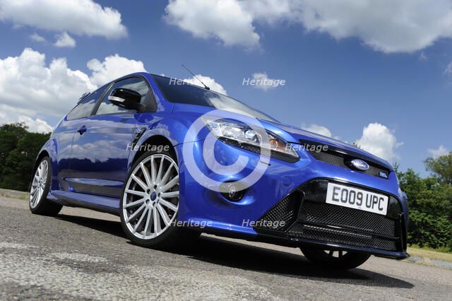 Ford Focus RS 2009. Artist: Simon Clay.