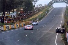 Ford GT40 leading Alpine A210 Renault, Le Mans 24 Hours, France, 1967