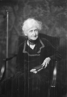 Ford, Mary, Miss, portrait photograph, 1928 Creator: Arnold Genthe