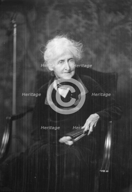 Ford, Mary, Miss, portrait photograph, 1928 Creator: Arnold Genthe.