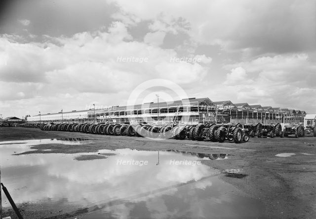 Ford Motor Works, Barking and Dagenham, Greater London Authority, 11/08/1960. Creator: John Laing plc.