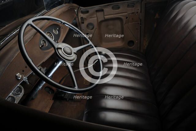 Ford Rodriguez Roadster Custom 1932. Artist: Simon Clay.