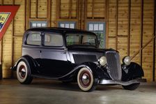 Ford Sedan custom 1934. Artist: Simon Clay