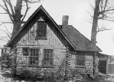 Former home of Joaquin Miller (poet), Wash., D.C., between c1910 and c1915. Creator: Bain News Service