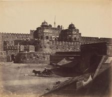 Fort Agra, The Delhi Gate, 1850s. Creator: John Murray