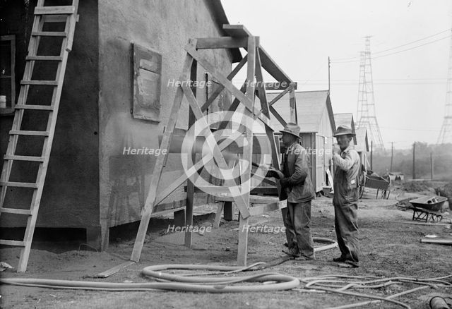 Fort McHenry, Cement Gun Used in Building Camp, 1917. Creator: Harris & Ewing.