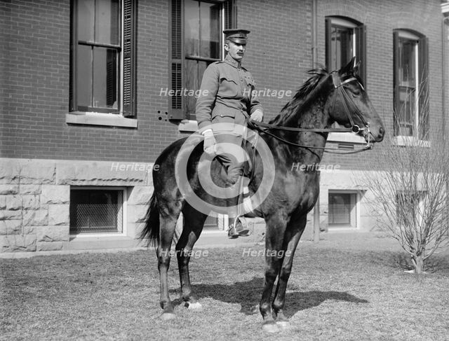 Fort Myer - Capt. Julian R. Lindsay , U.S.A., 1910. Creator: Harris & Ewing.