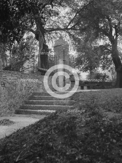 Fort St. John, New Orleans, between 1920 and 1926. Creator: Arnold Genthe.