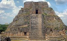 Fortune-Teller Pyramid, built in Uxmal (Yucatán) to the 6th century