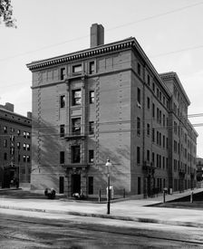 Fayerweather Hall, Yale college, Conn., between 1900 and 1906. Creator: Unknown
