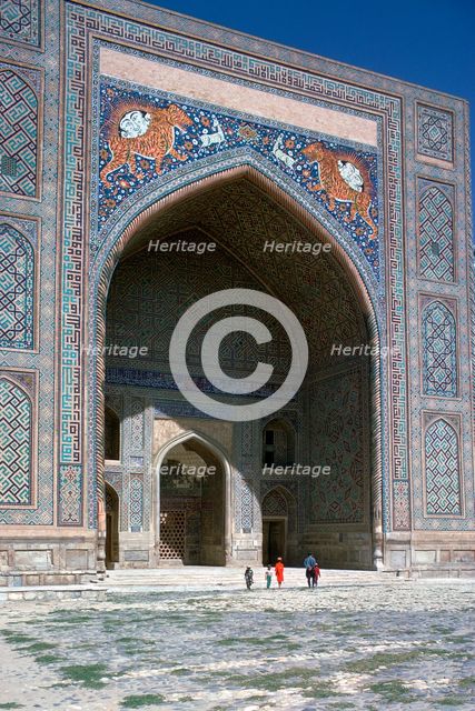 Facade of Shir-Dar Madrasa, 17th century. Artist: Unknown