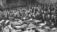 'Face a L'agresseur, La séance historique du 3 aout 1914 a la Chambre des Communes 1914. Creator: Samuel Begg