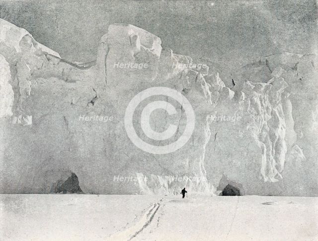 'Face of a Glacier in Victoria Land', c1911, (1913).  Artist: G Murray Levick.