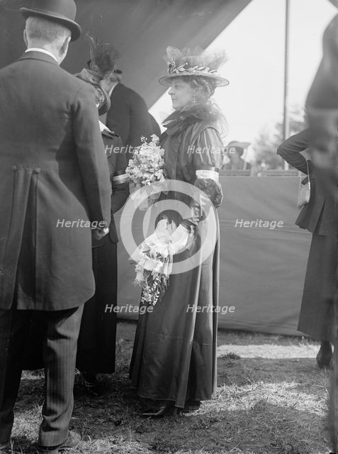 Fahnestock, Mrs. Gibson at Horse Show, 1917. Creator: Harris & Ewing.